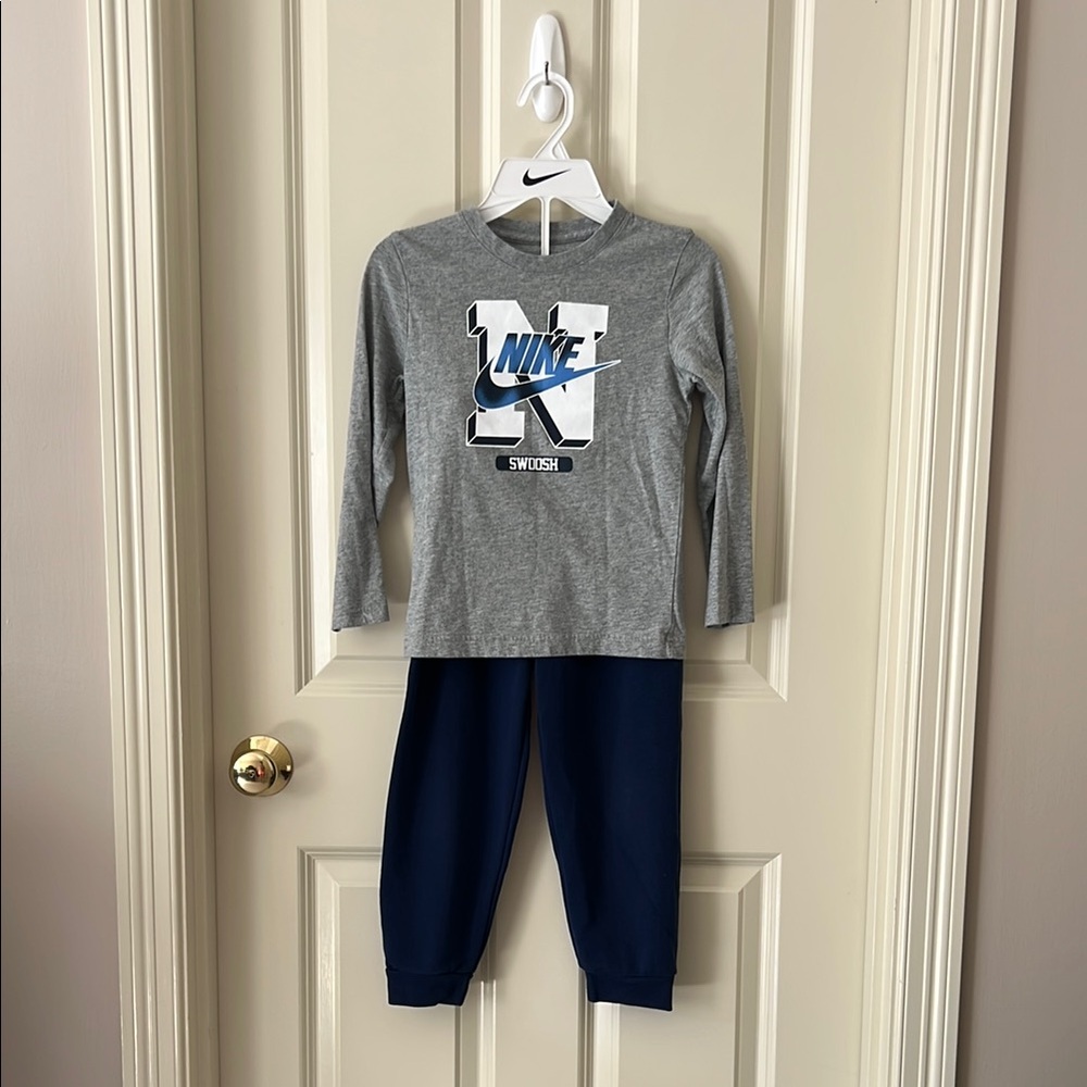 Nike Kids Gray and Navy Outfit